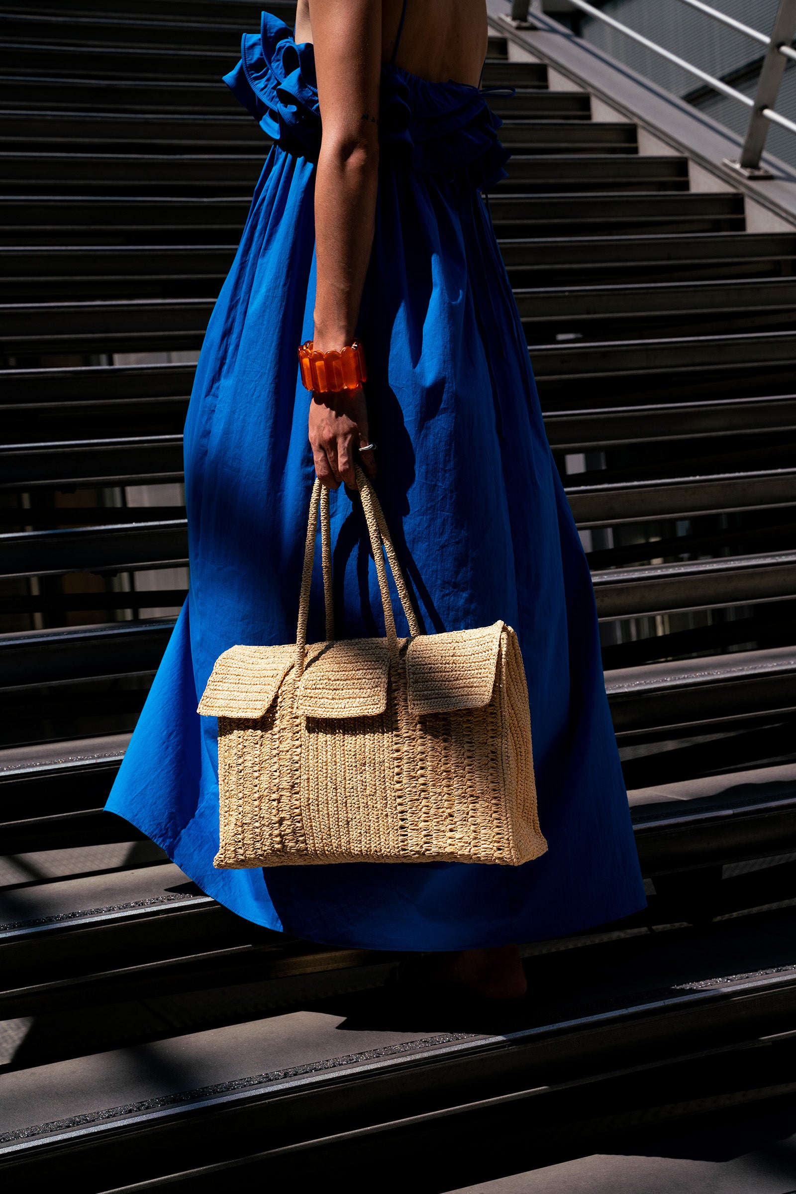 MAISON N.H PARIS [メゾンエヌアッシュパリ] - Dahlia Grand raffia bag