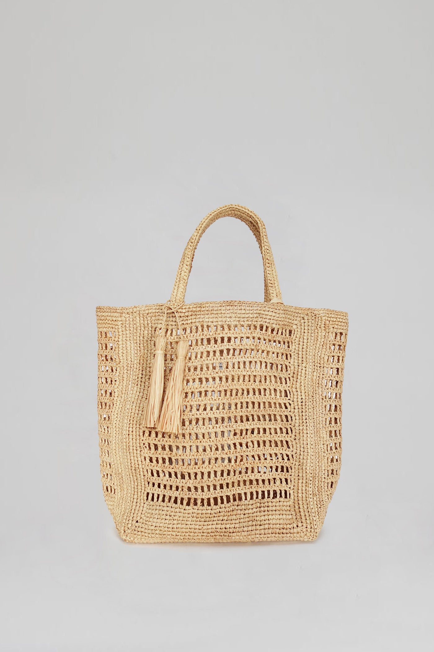 MNH-PS-SF-ANNABELEVERTICAL-